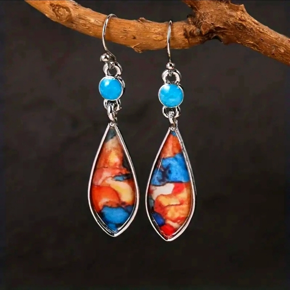 Vintage Jewelry - Silver Plated Natural Turquoise Natural Gemstones Earrings.
